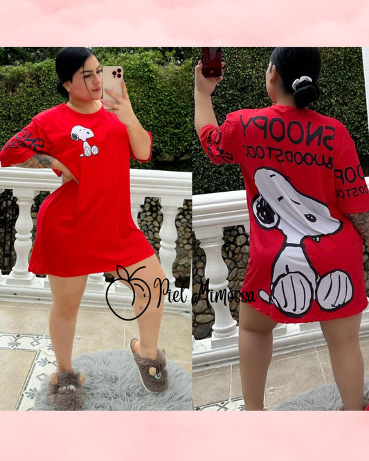 Oversized sleeping T-shirt